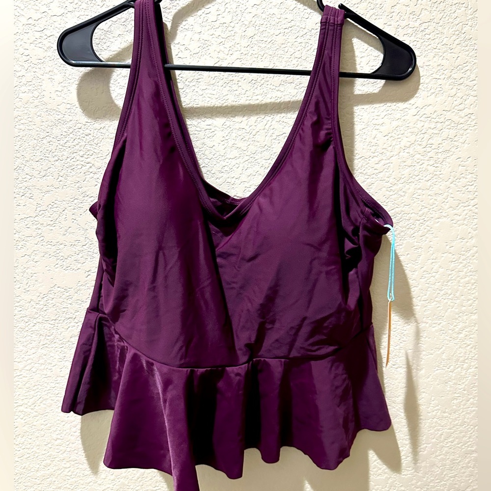 Never worn peplum plus swim top